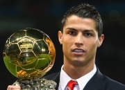 开云体育登录-跨越国界的篮球史诗，詹姆斯率湖人客战广东，冠军级表现诠释何为国际篮球大使